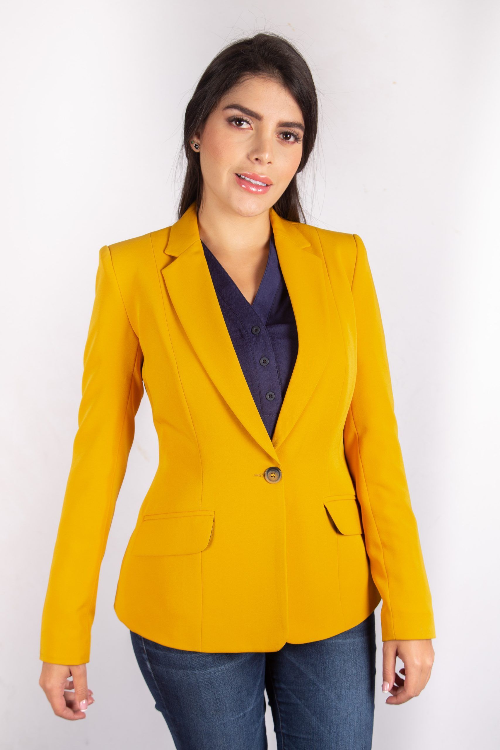ITEM 4 DEL CHAQUETA MOKSHA scaled