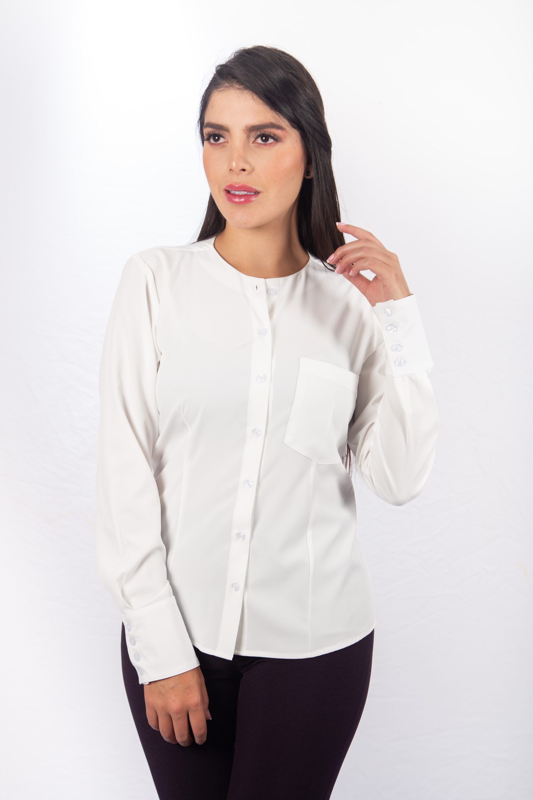 ITEM 7 DEL BLUSA LONG scaled