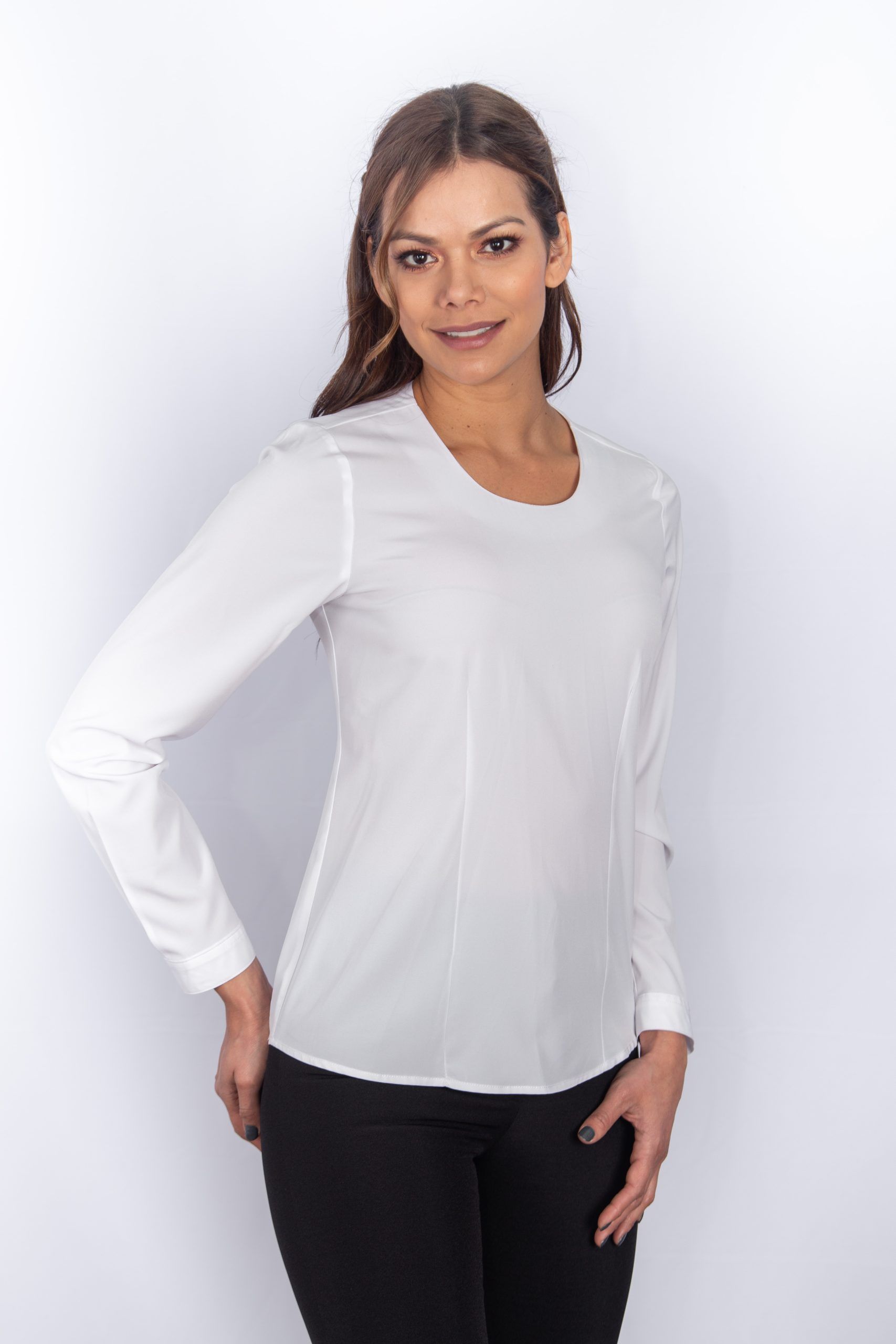 ITEM 8 COS BLUSA BASE scaled